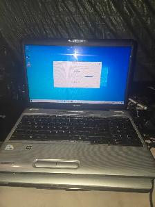 TOSHIBA LAPTOP