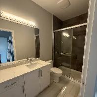 BRAND NEW Spacious 3 Bed, 1.5 Bath Suite in South Surrey - Photo 4