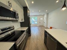 New Build 3 Bed 2 Bath Main Floor Duplex Unit For Rent - Photo 4