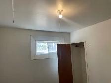 Basment for rent - Photo 4