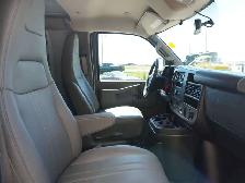 2025 Chevrolet Express RWD 2500 135 | CARGO VAN - Photo 27