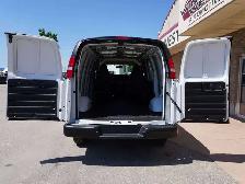 2025 Chevrolet Express RWD 2500 135 | CARGO VAN - Photo 32