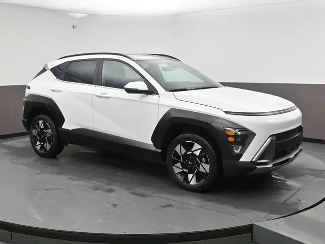 2025 Hyundai Kona Preferred Trend Leather, Sunroof, Heated Seats