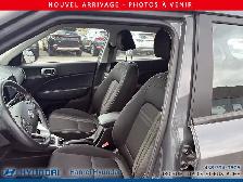 2024 Hyundai Venue PREFERRED - Photo 6