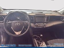 2017 Toyota RAV4 XLE AWD - Photo 13