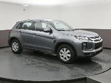 2025 Mitsubishi RVR ES AWD, LOWS KMS, HEATED SEATS AND MORE