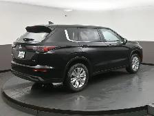 2025 Mitsubishi Outlander S-AWC AWD - Photo 40