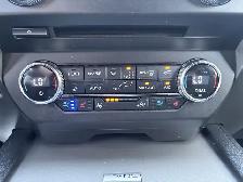 2018 Ford Expedition XLT 4dr SUV 4WD (3.5L 6cyl Turbo 10A) - Photo 28