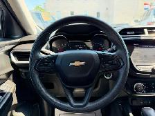 2021 Chevrolet Trailblazer FWD 4dr LT - Photo 9