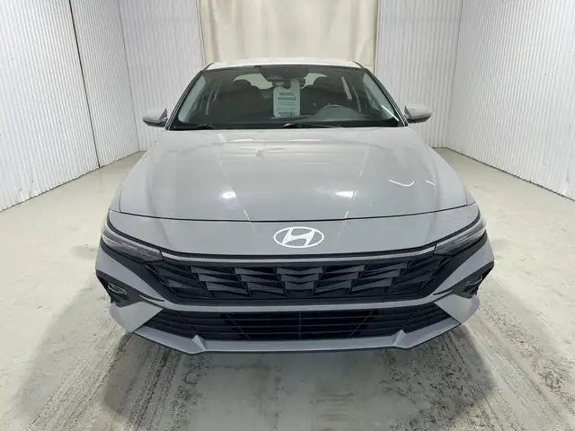 Hyundai Elantra Essential IVT 2024 à vendre