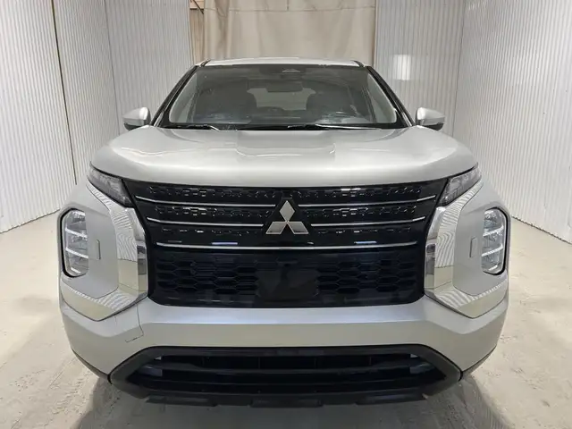 Mitsubishi Outlander ES S-AWC 2024 à vendre
