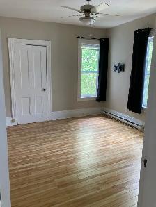 4 bed, 2 bath house for rent - Photo 5