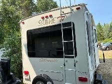 2011 Sabre 25RLOD 25 Ft T/A Fifth Wheel Silhouette - Photo 4