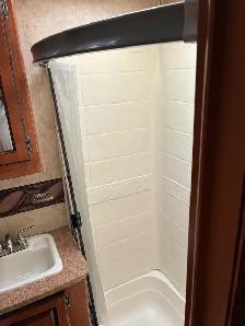 2011 Sabre 25RLOD 25 Ft T/A Fifth Wheel Silhouette - Photo 17
