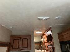 2011 Sabre 25RLOD 25 Ft T/A Fifth Wheel Silhouette - Photo 19