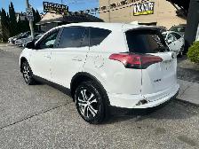 2016 Toyota RAV4 LE - Photo 3