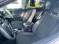 2016 Toyota RAV4 LE - Photo 9