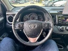 2016 Toyota RAV4 LE - Photo 13