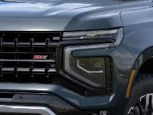 2026 Chevrolet Suburban Z71 - Photo 10