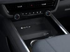 2026 Chevrolet Suburban Z71 - Photo 23