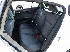 2018 Chevrolet Cruze LT Turbo 1.4L RS Package | Sunroof - Photo 16