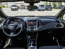 2018 Chevrolet Cruze LT Turbo 1.4L RS Package | Sunroof - Photo 17