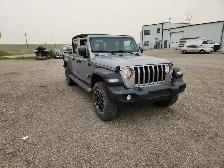 2020 Jeep Gladiator - Photo 2