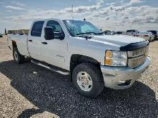 2013 Chevrolet Silverado 2500HD - Photo 2