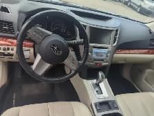 2010 Subaru Outback !!Bas Kilomètre!! CVT familiale 5 portes 2 - Photo 9