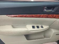 2010 Subaru Outback !!Bas Kilomètre!! CVT familiale 5 portes 2 - Photo 10