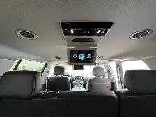 2019 Chevrolet Suburban 4WD 1500 LT 8 Passenger | No Accident | - Photo 37