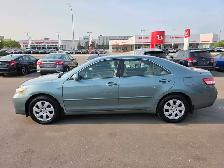 2010 Toyota Camry 4dr Sdn I4 Auto LE - Photo 4