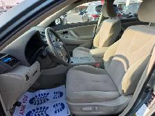 2010 Toyota Camry 4dr Sdn I4 Auto LE - Photo 9