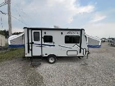 2018 Coachmen 15x Bunk Model - Photo 3