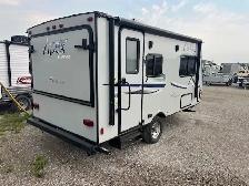 2018 Coachmen 15x Bunk Model - Photo 9