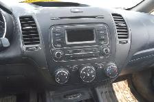 2015 Kia Forte EX - Photo 12