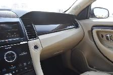 2015 Ford Taurus Limited AWD - Photo 13