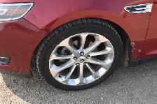 2015 Ford Taurus Limited AWD - Photo 30