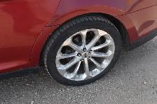 2015 Ford Taurus Limited AWD - Photo 31