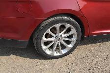 2015 Ford Taurus Limited AWD - Photo 32