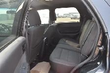 2011 Ford Escape XLT 4WD - Photo 17