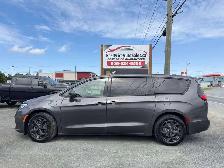 2022 Chrysler Pacifica Limited S! ROOF! CLEAN CARFAX! - Photo 2