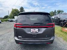 2022 Chrysler Pacifica Limited S! ROOF! CLEAN CARFAX! - Photo 4