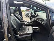 2022 Chrysler Pacifica Limited S! ROOF! CLEAN CARFAX! - Photo 30