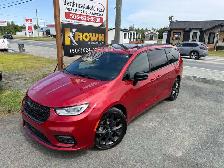 2025 Chrysler Pacifica Limited S! ROOF! CLEAN CARFAX! - Photo 2