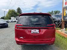 2025 Chrysler Pacifica Limited S! ROOF! CLEAN CARFAX! - Photo 5