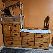 Ensemble de chambre a coucher pour enfant en  bois ( véritable )