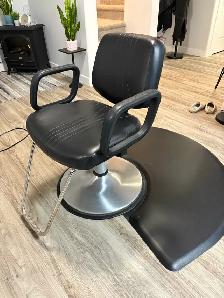 Hair Salon Furniture - Photo 2