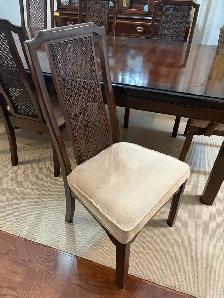 High End Dinning Table - Photo 4