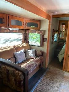 2009 Keystone Sprinter 299BHS Trailer - Photo 2
